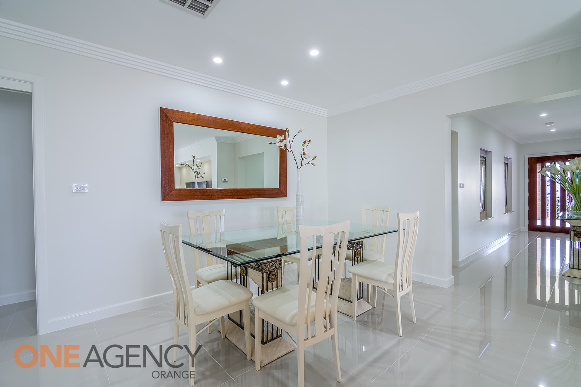 13 Mariposa Street, Orange, Orange - Thumbnail 5