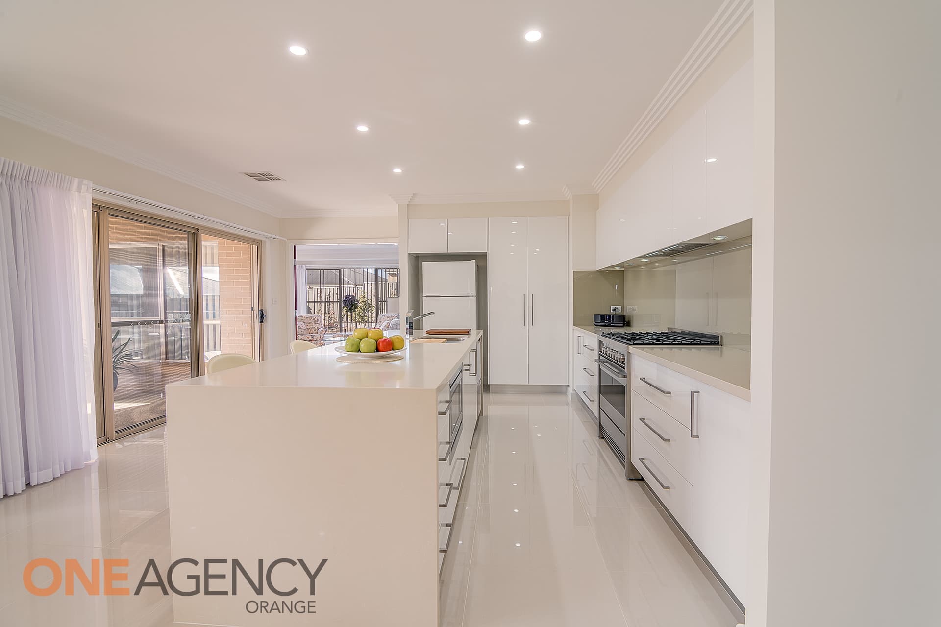 13 Mariposa Street, Orange, Orange - Thumbnail 7