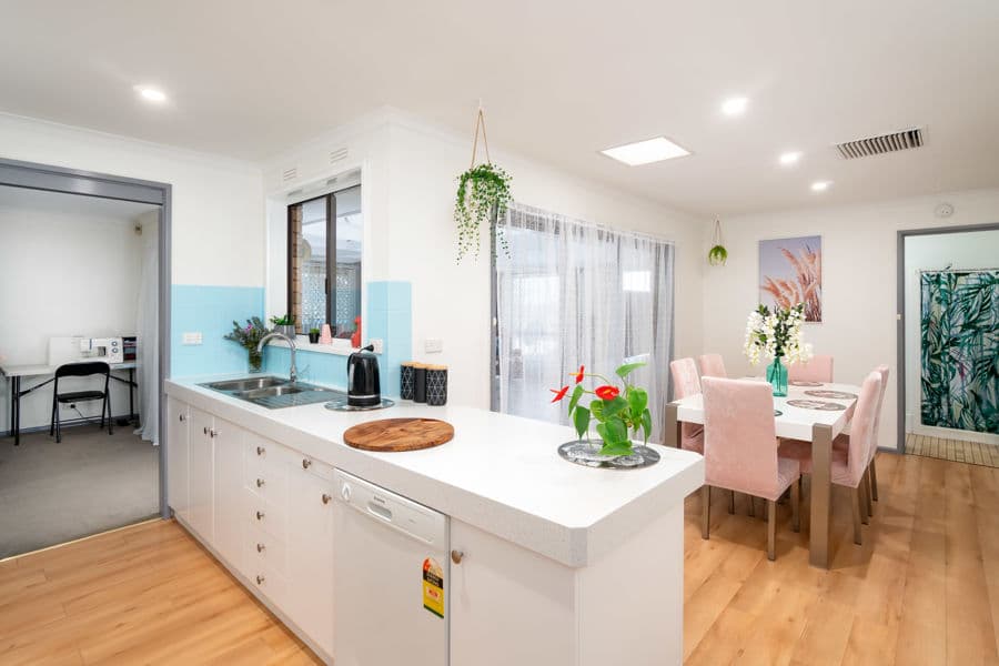 84 Stanley Street, Kooringal, Kooringal - Thumbnail 3