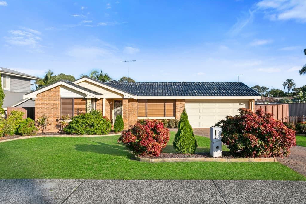 9 Caley Place, Barden Ridge, Barden Ridge - Image 1
