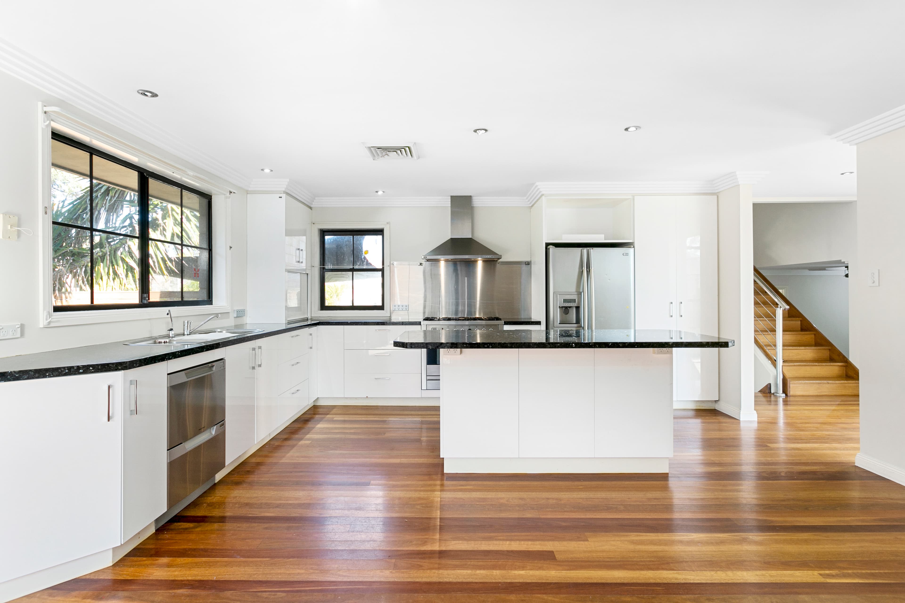 7 Nutmeg Close, Casula, Casula - Thumbnail 3