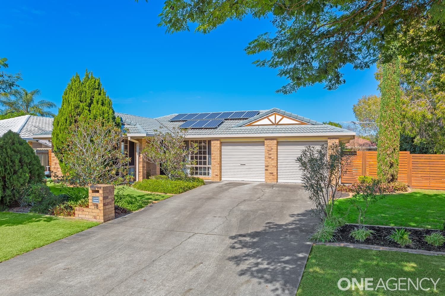 18 Oakmont Street, Rothwell, Rothwell - Image 1
