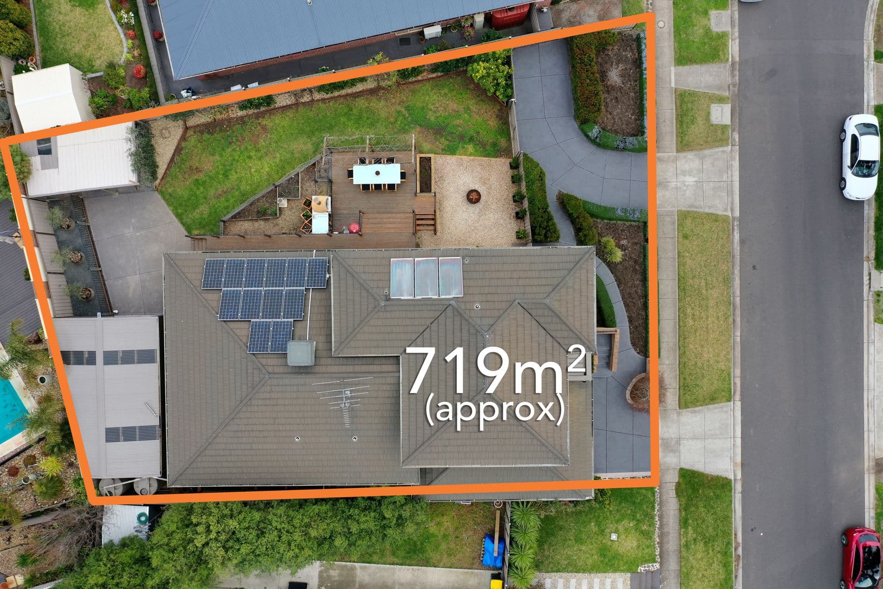 8 Norman Avenue, Sunbury, Sunbury - Thumbnail 3