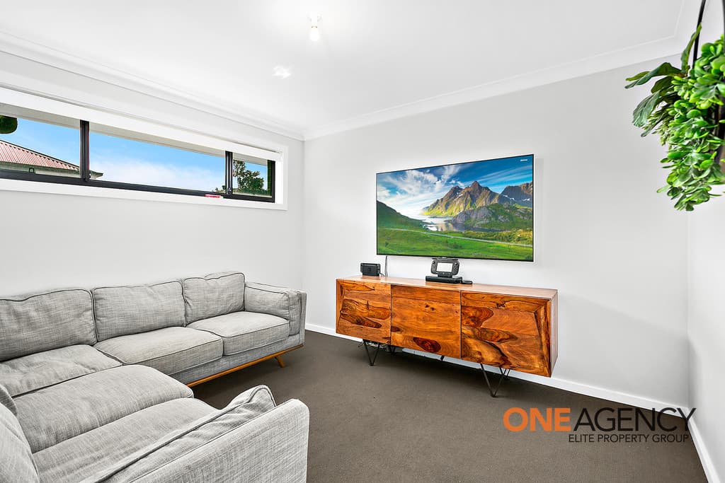 27 Brushgrove Circuit, Calderwood, Calderwood - Thumbnail 4