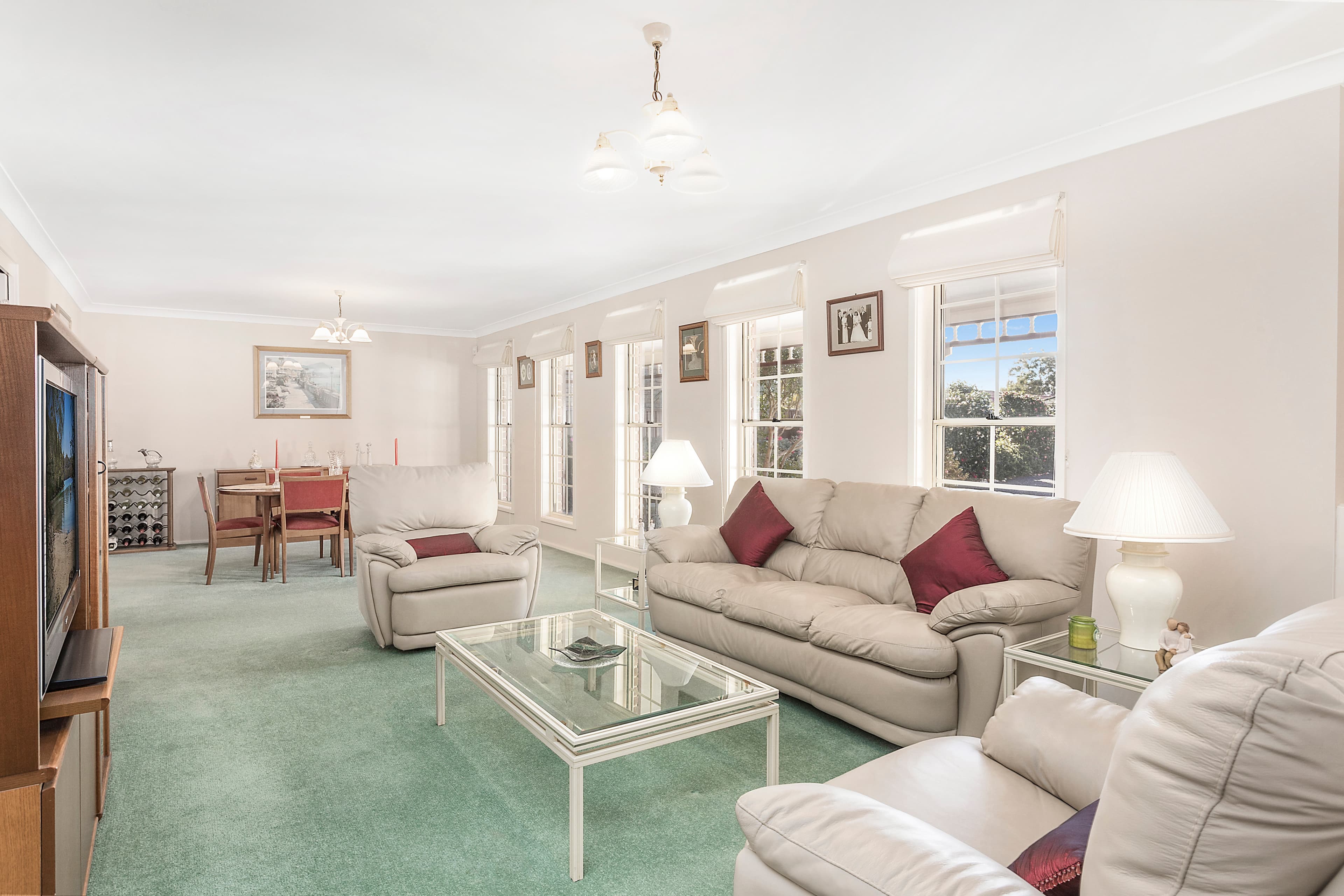 16 Elliston Place, Barden Ridge, Barden Ridge - Thumbnail 3