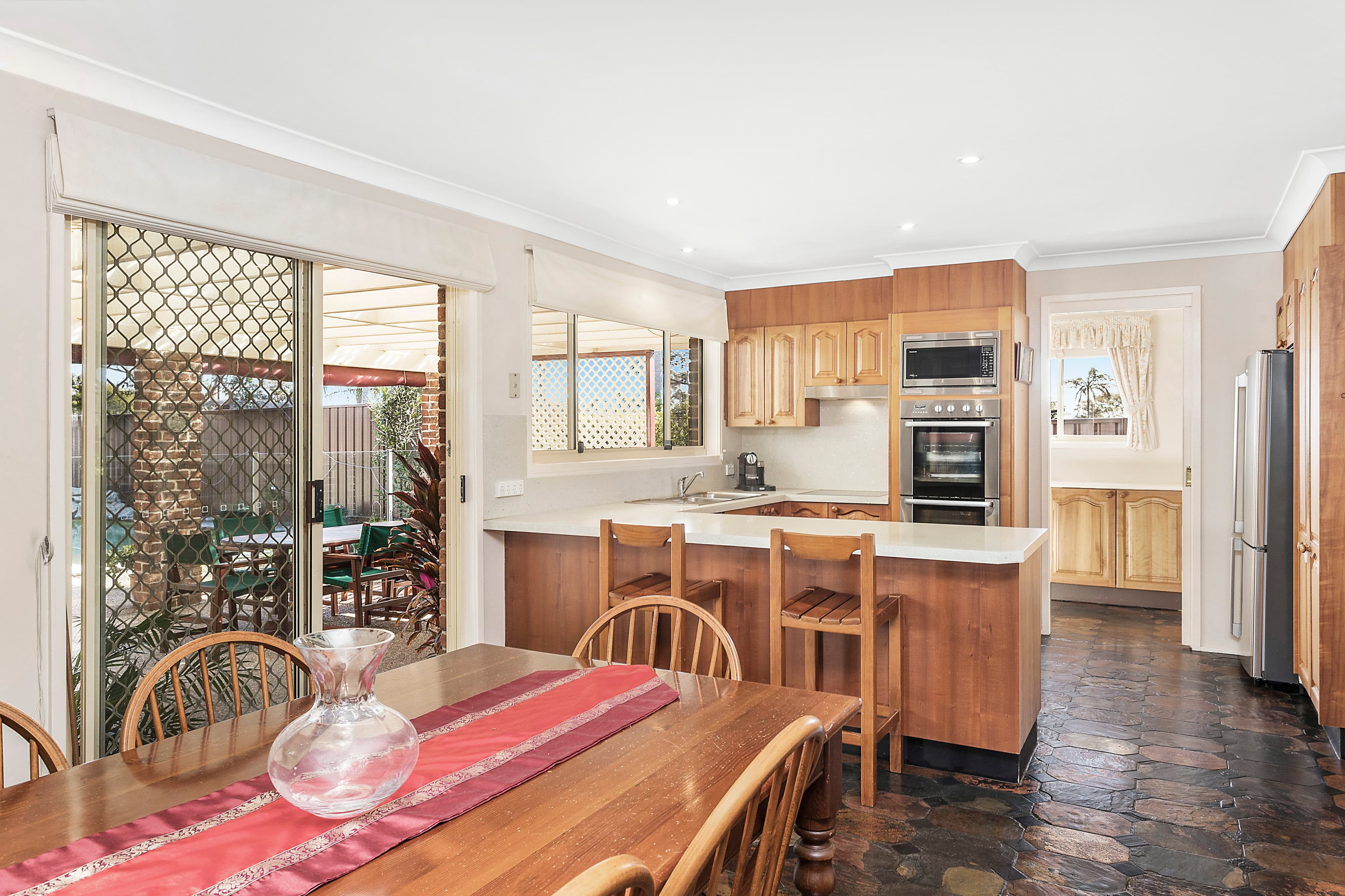16 Elliston Place, Barden Ridge, Barden Ridge - Thumbnail 6