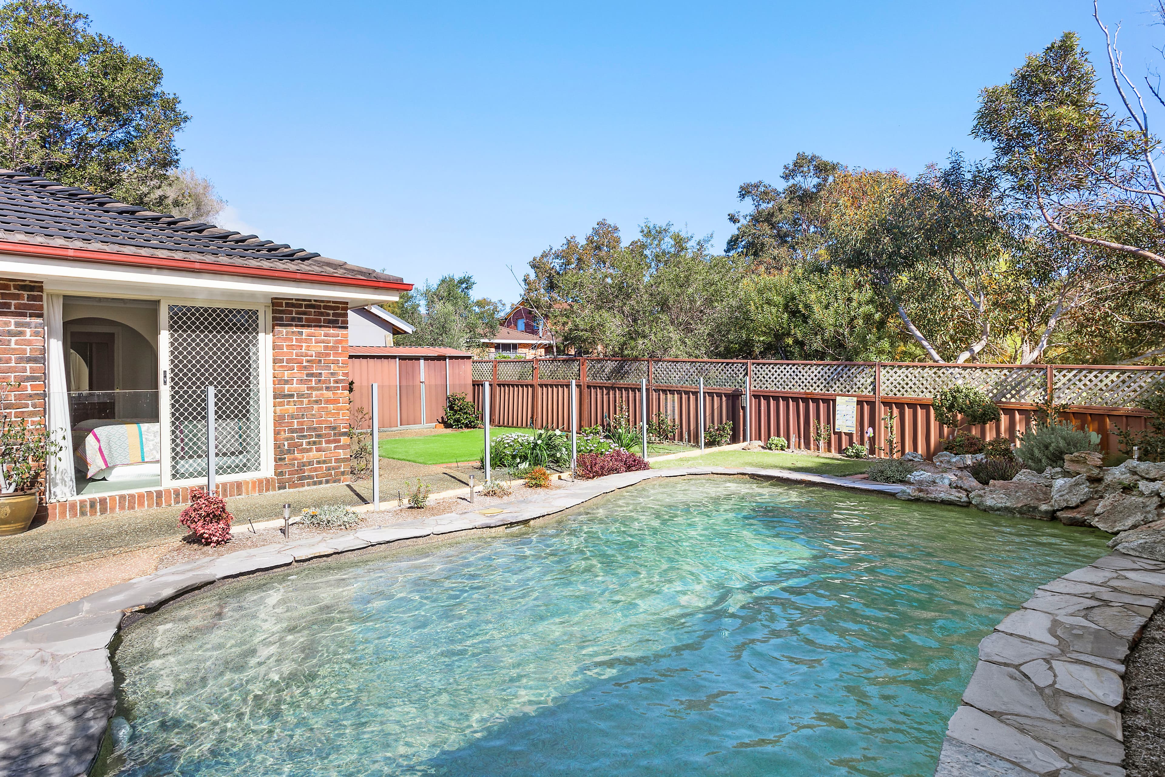 16 Elliston Place, Barden Ridge, Barden Ridge - Image 1