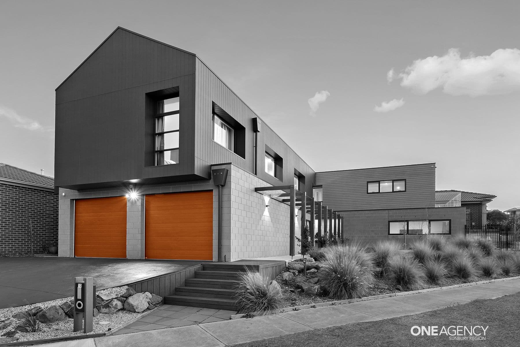 13 Lampton Way, Sunbury, Sunbury - Image 1