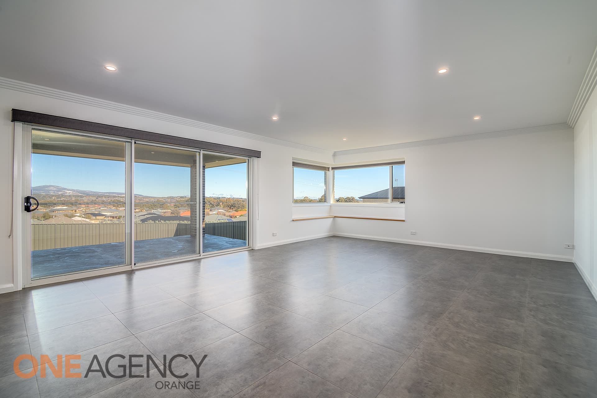 17 Camellia Place, Orange, Orange - Thumbnail 4