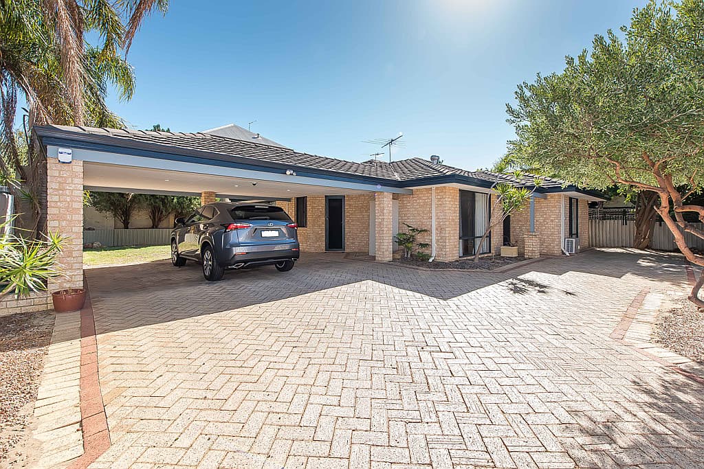 21B Burroughs Road, Karrinyup, Karrinyup - Thumbnail 3