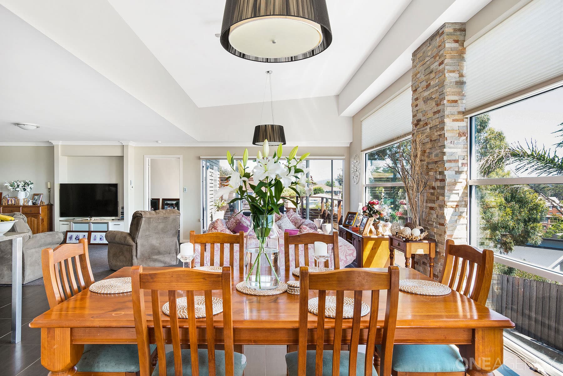 22 Cobrooga Drive, St Helens, St Helens - Thumbnail 2