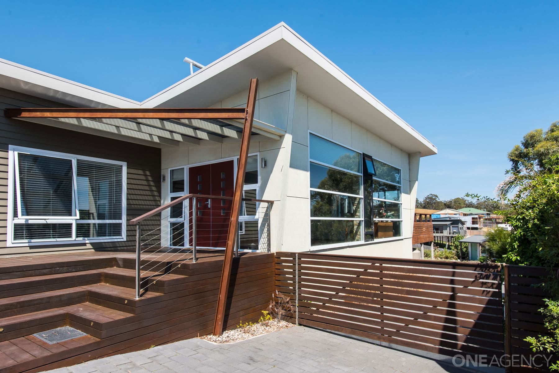 22 Cobrooga Drive, St Helens, St Helens - Image 1