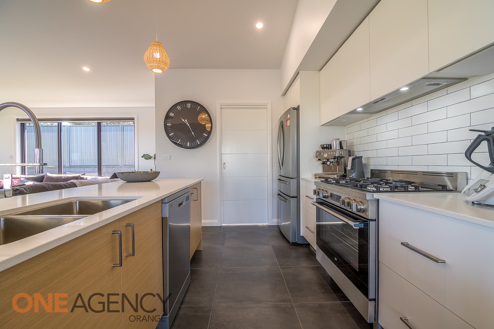 22 Stevenson Way, Orange, Orange - Thumbnail 3