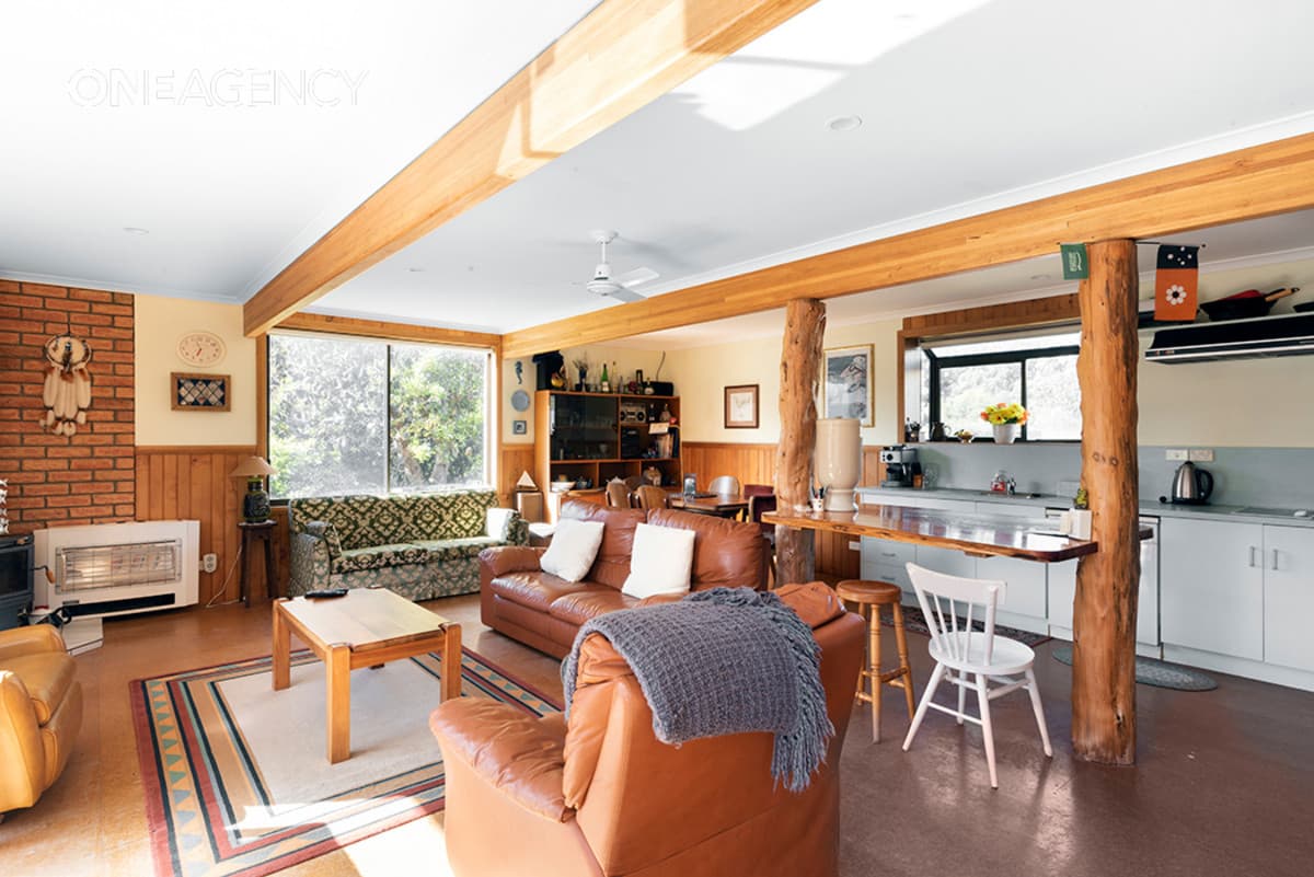 12 Kenelm Avenue, Sisters Beach, Sisters Beach - Thumbnail 3