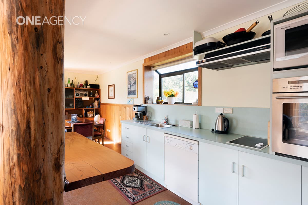 12 Kenelm Avenue, Sisters Beach, Sisters Beach - Thumbnail 8
