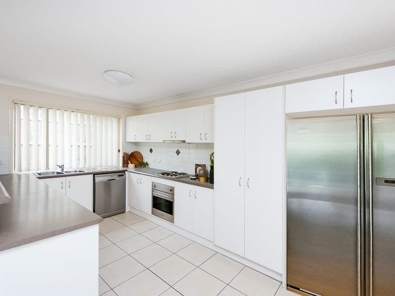 23 Uluru Place, Forest Lake, Forest Lake - Thumbnail 6