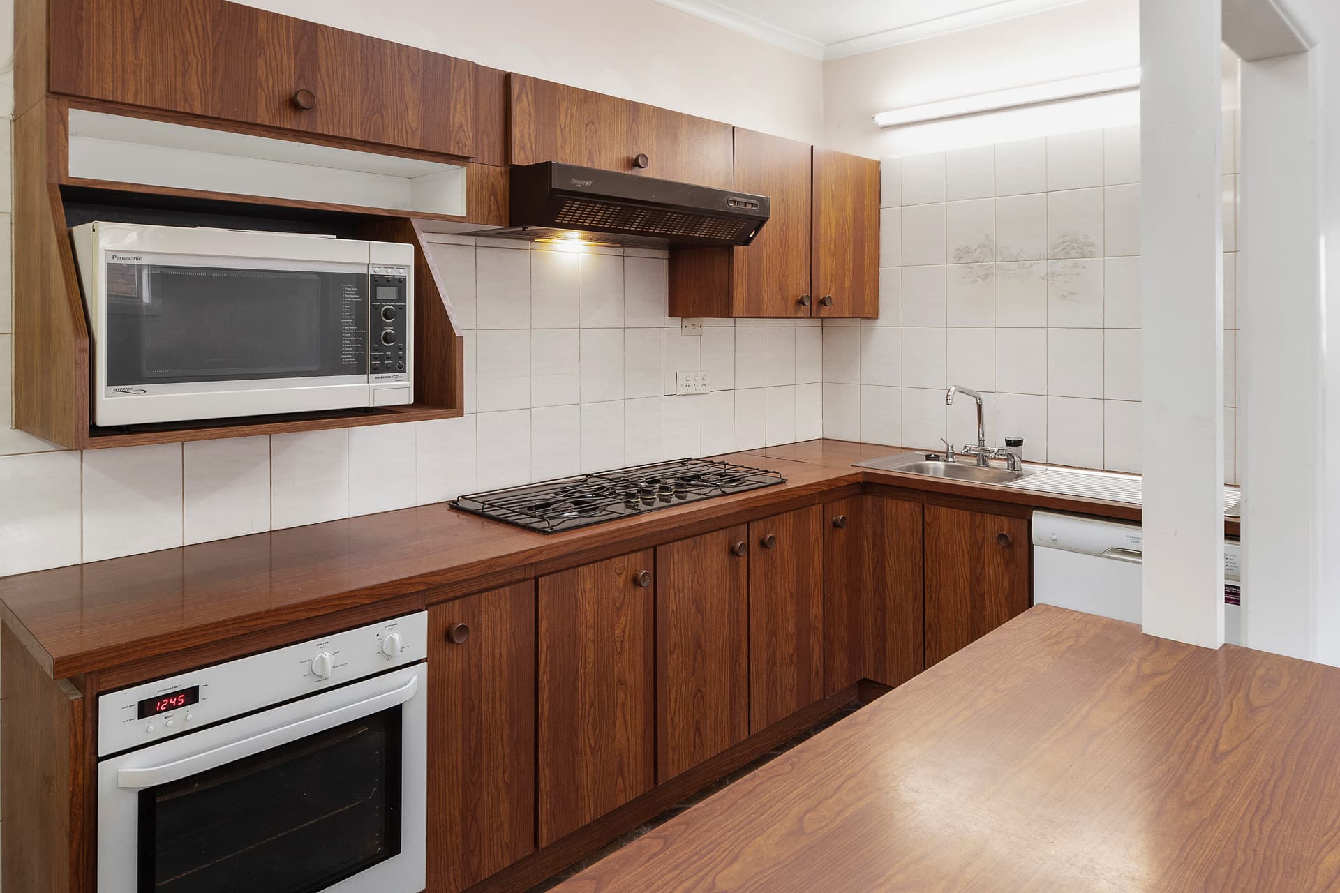 14 Magnolia Street, Mordialloc, Mordialloc - Thumbnail 3