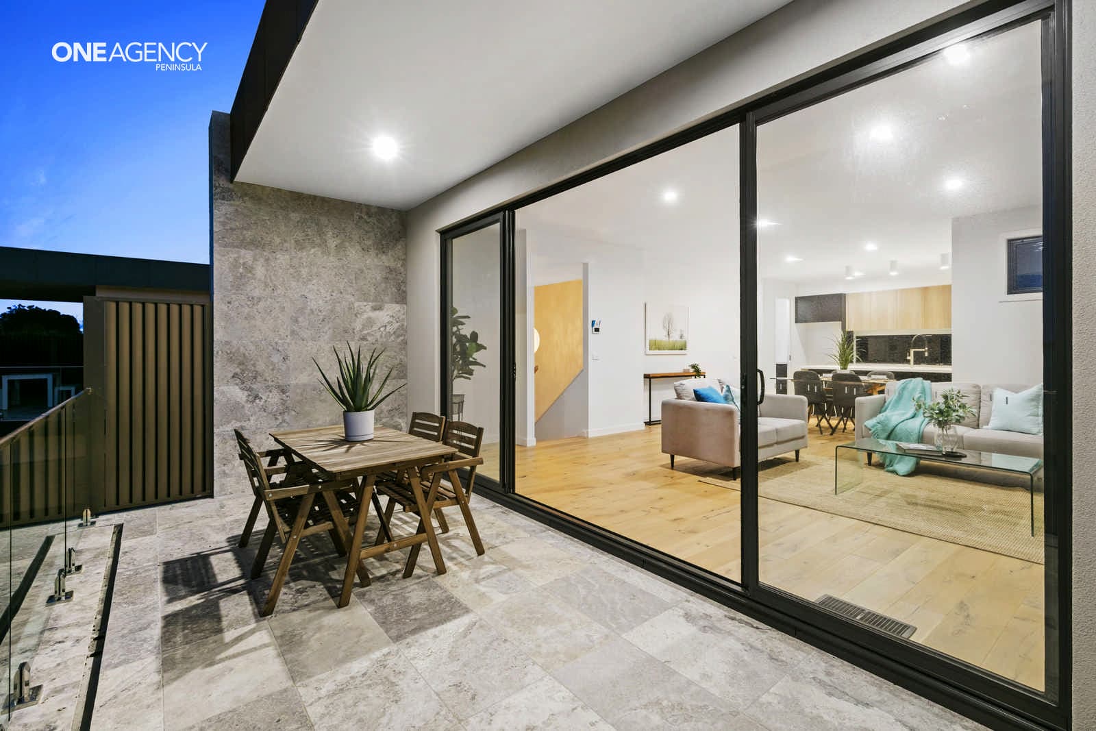 2/27 Codrington Street, Dromana, Dromana - Thumbnail 2