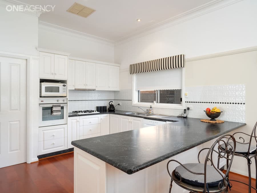 64 Thorne Street, Wagga Wagga, Wagga Wagga - Thumbnail 5