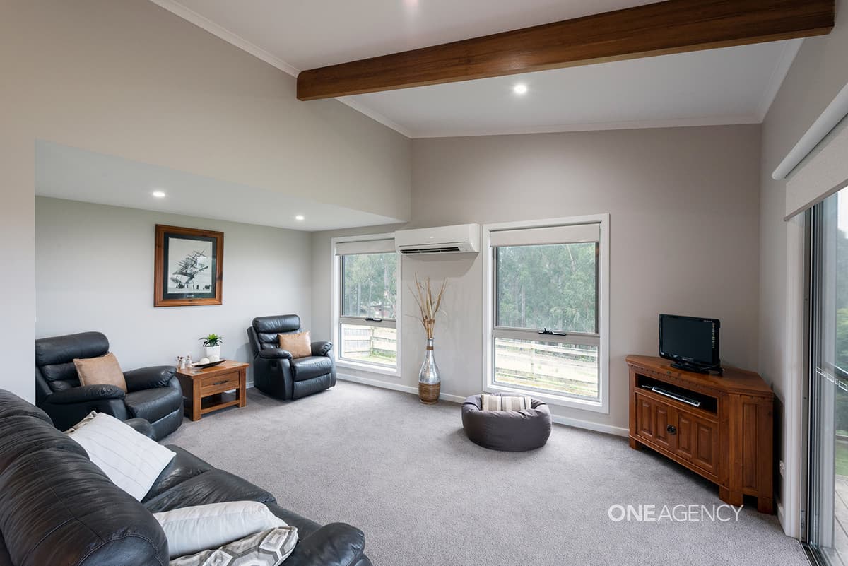 122 Ironcliffe Road, Penguin, Penguin - Thumbnail 4