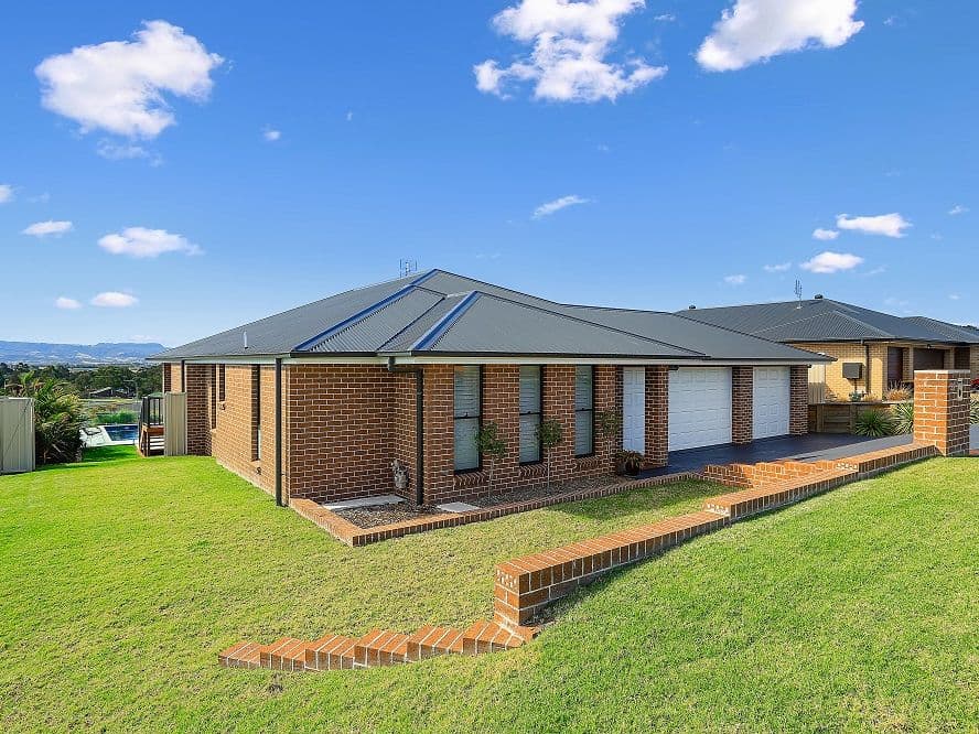 39 Jindalee Crescent, Nowra, Nowra - Image 1
