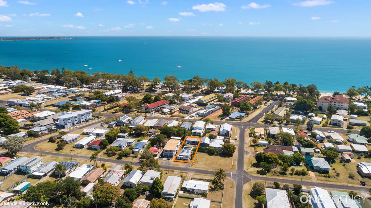 18 Ocean Street, Torquay, Torquay - Image 1