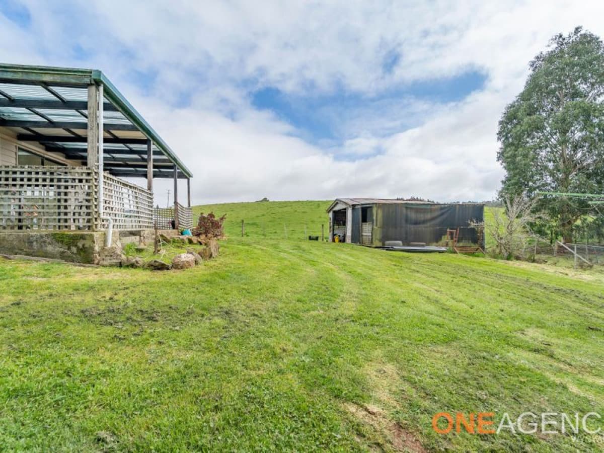 27 East Yolla Road, Henrietta, Henrietta - Thumbnail 4