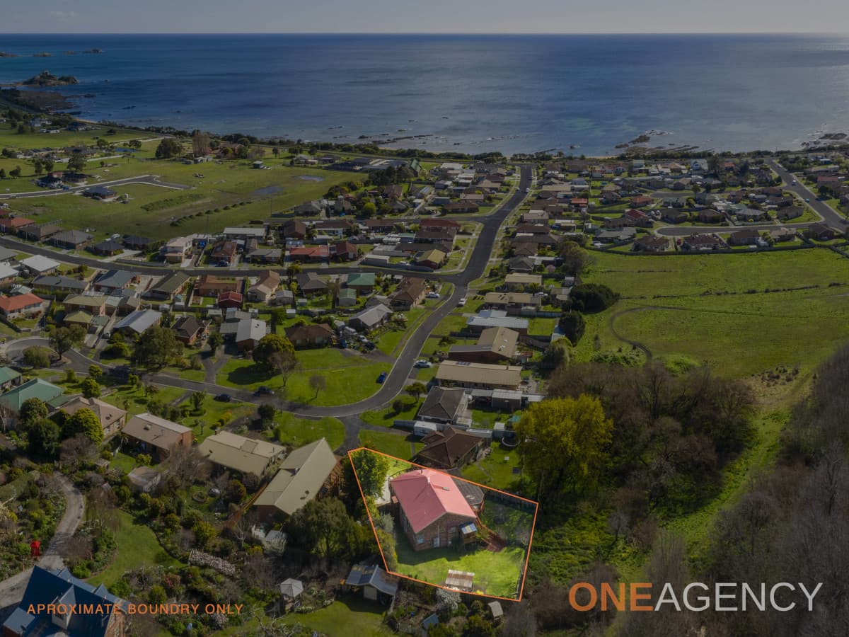 37 Westland Drive, Ulverstone, Ulverstone - Thumbnail 2