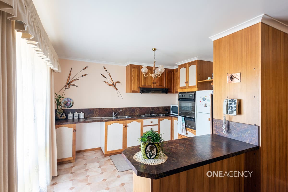 2 Tracey Street, Park Grove, Park Grove - Thumbnail 6