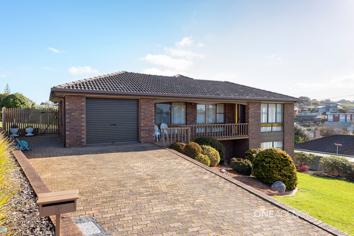 2 Tracey Street, Park Grove, Park Grove - Image 1
