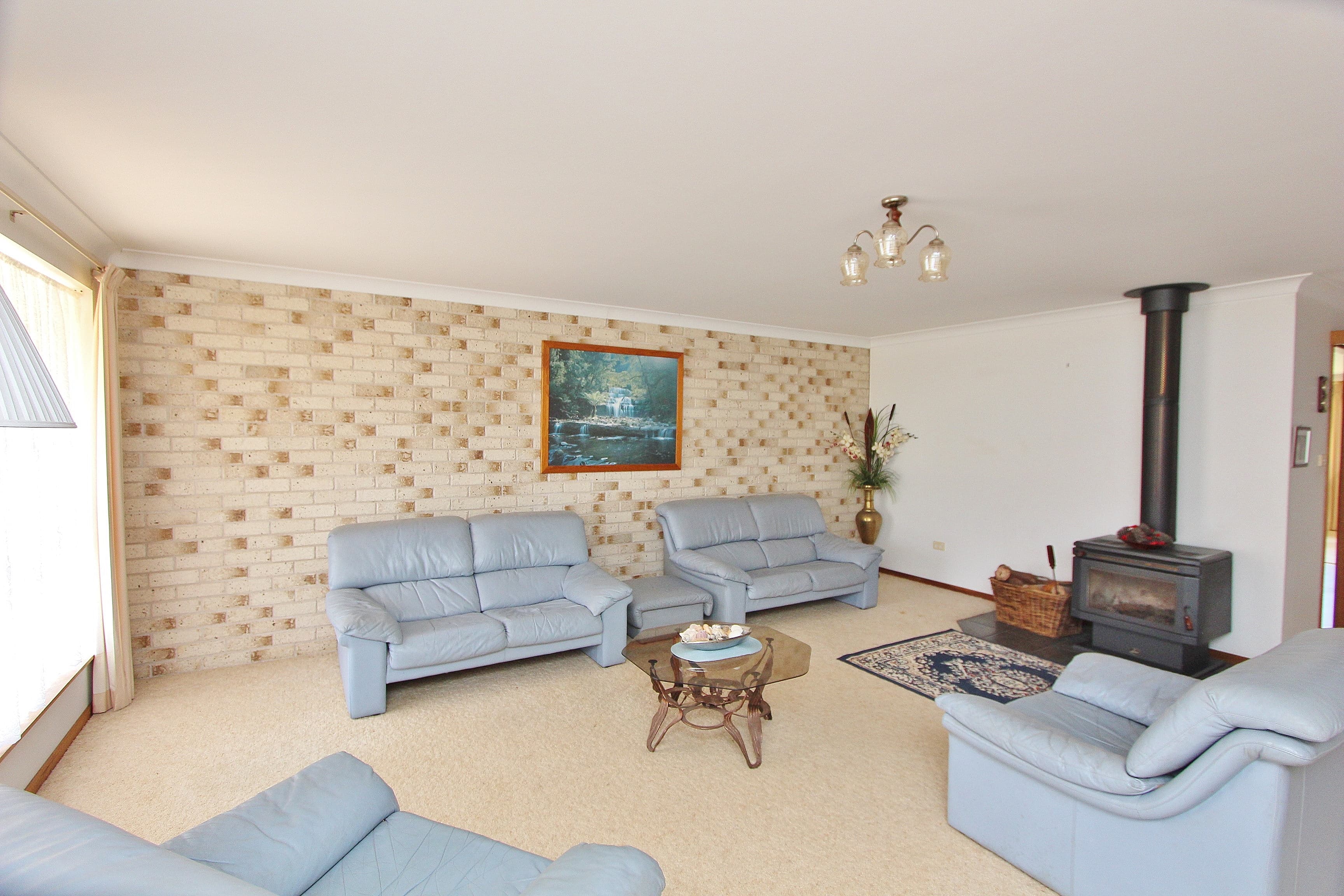 16 Brotherglen Drive, Kew, Kew - Thumbnail 4