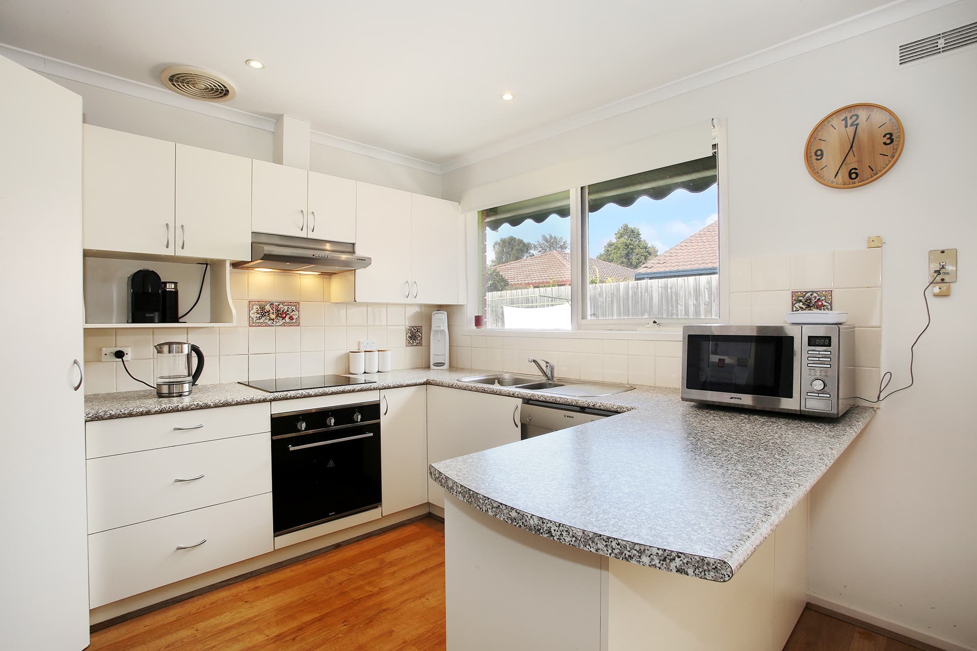 14 Jacksons Road, Chelsea, Chelsea - Thumbnail 3