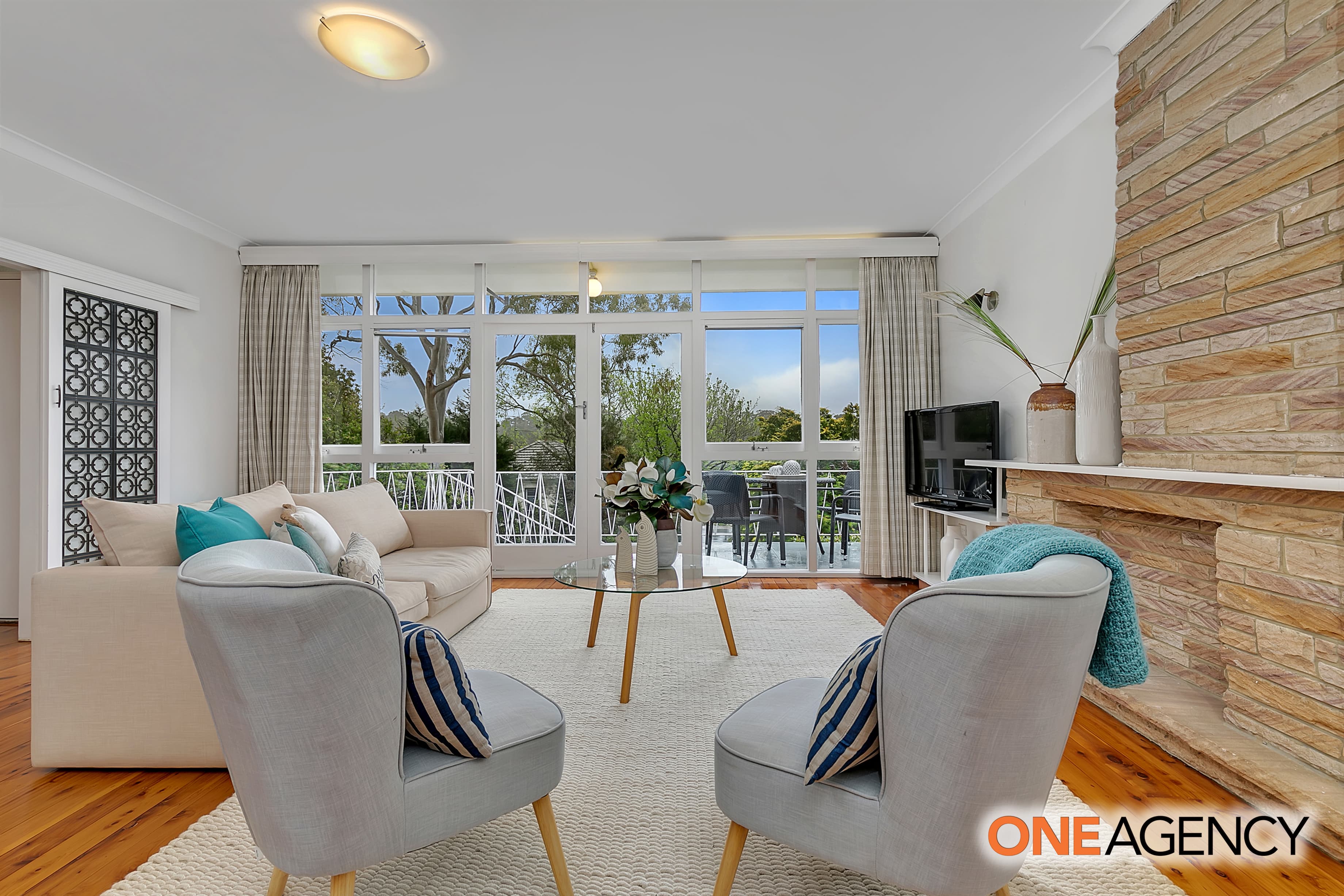 290B Eastern Valley Way, Middle Cove, Middle Cove - Thumbnail 2
