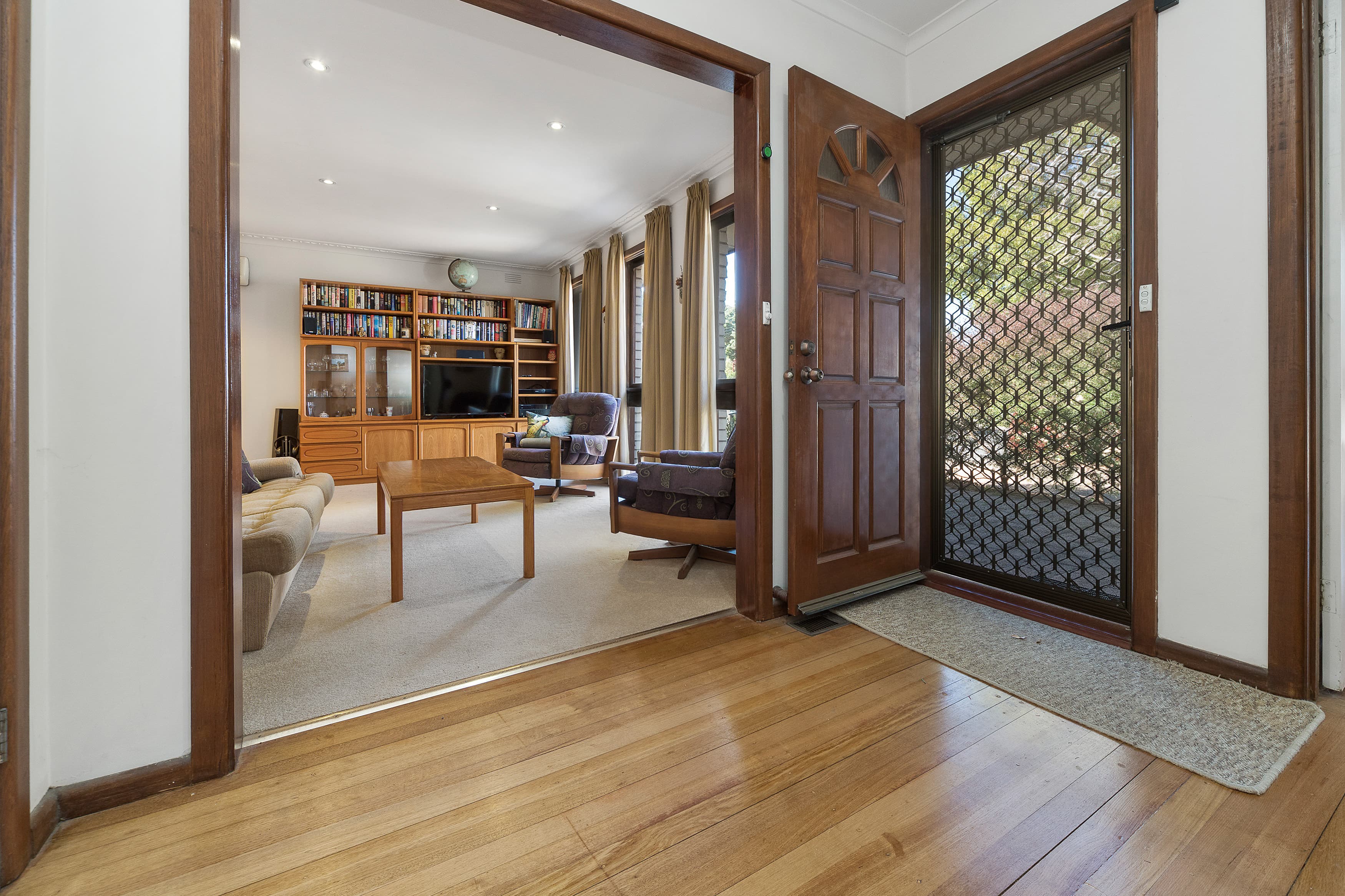 7 Narambi Crescent, Frankston, Frankston - Thumbnail 2