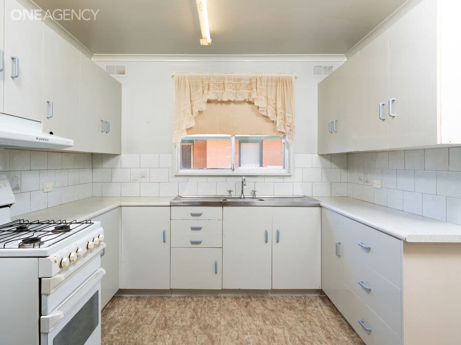 34 Blakemore Avenue, Ashmont, Ashmont - Thumbnail 7