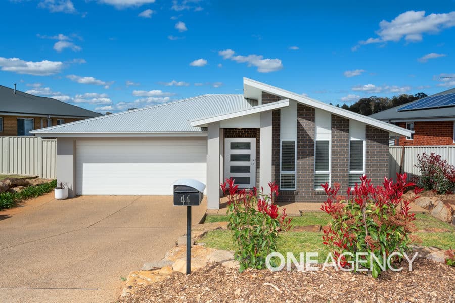 44 Balala Crescent, Bourkelands, Bourkelands - Image 1