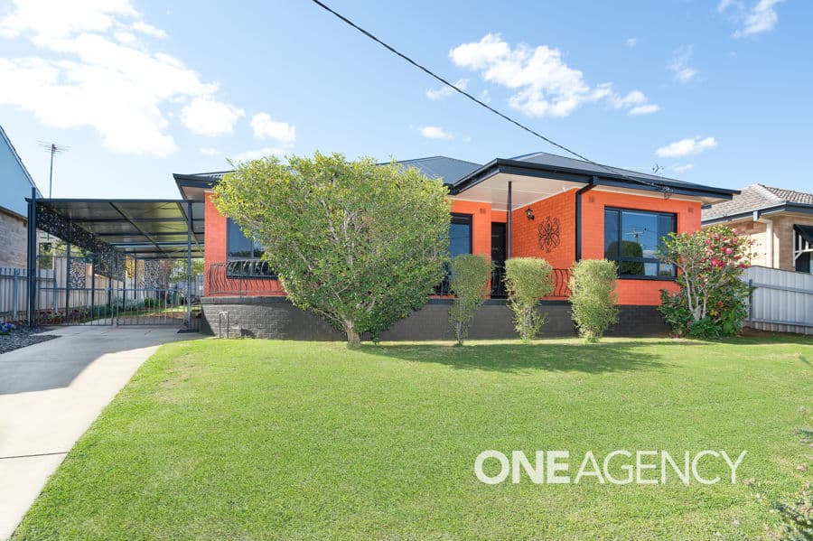 95 Fay Avenue, Kooringal, Kooringal - Image 1