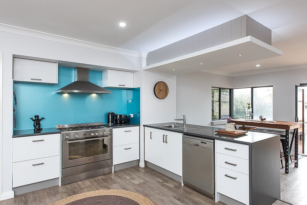 16 Peninsula Avenue, Heathridge, Heathridge - Thumbnail 4