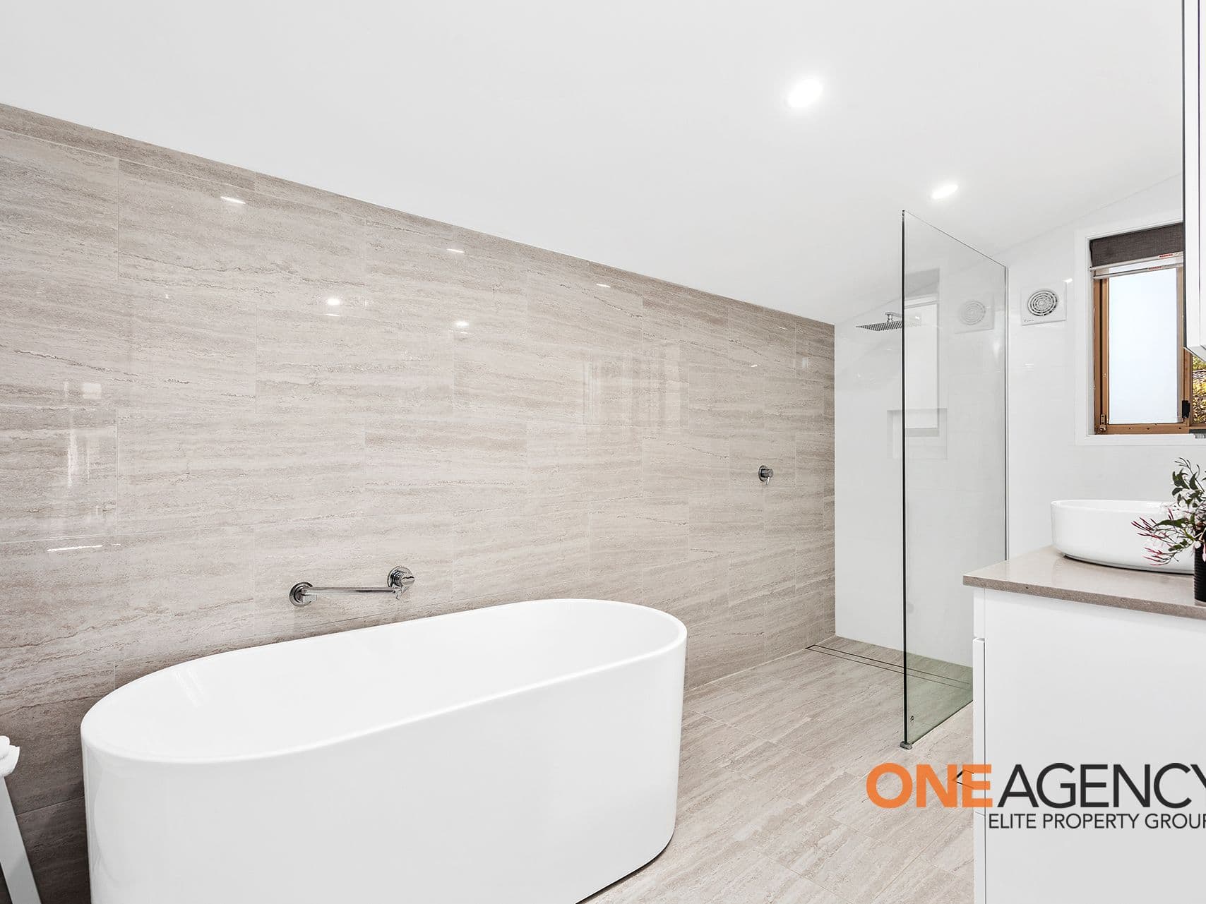 2 Clarke Avenue, North Nowra, North Nowra - Thumbnail 5