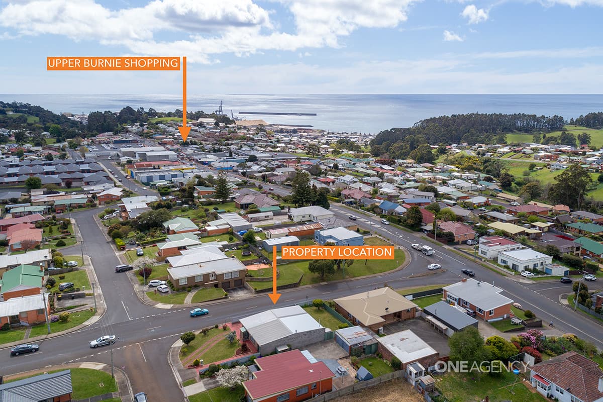 17 Churchill Avenue, Upper Burnie, Upper Burnie - Thumbnail 3