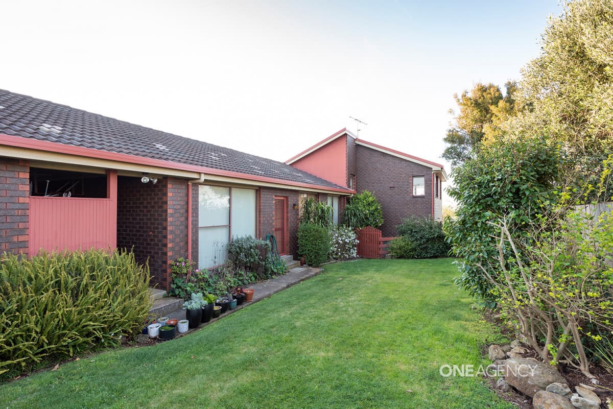 4 Richardson Crescent, Park Grove, Park Grove - Thumbnail 5