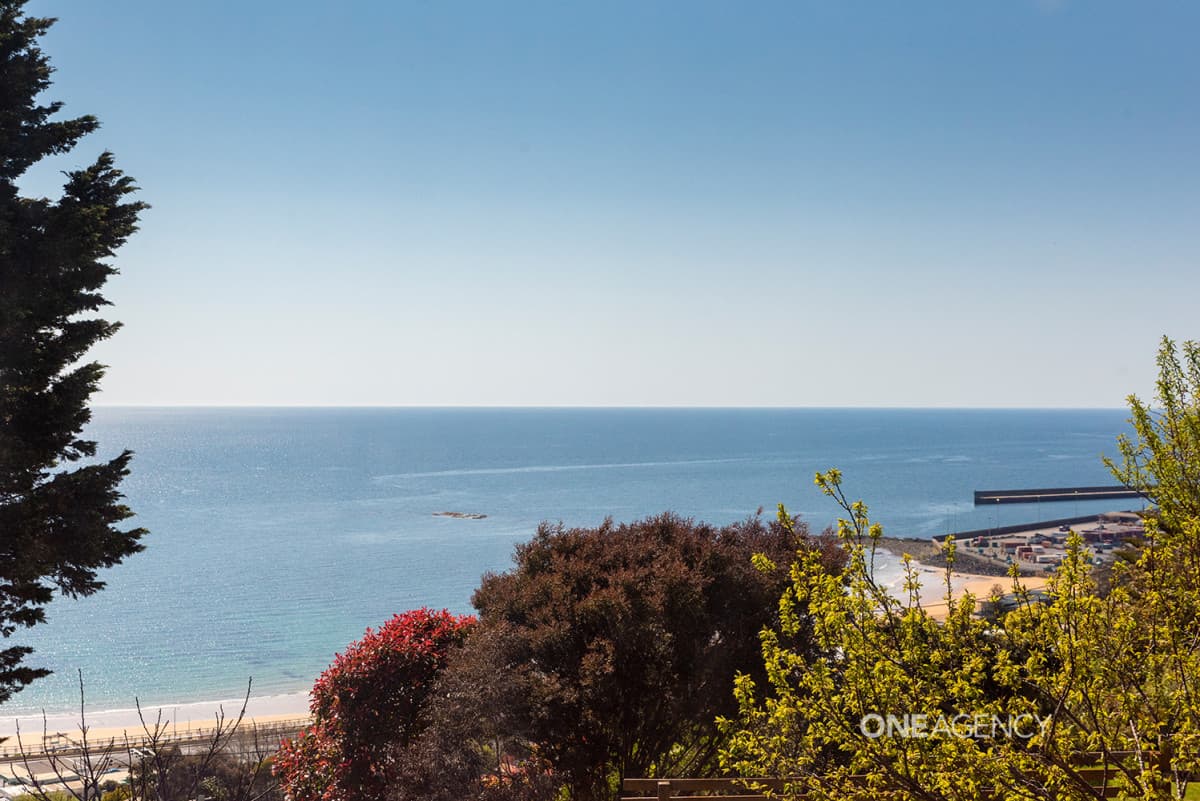 4 Richardson Crescent, Park Grove, Park Grove - Thumbnail 6