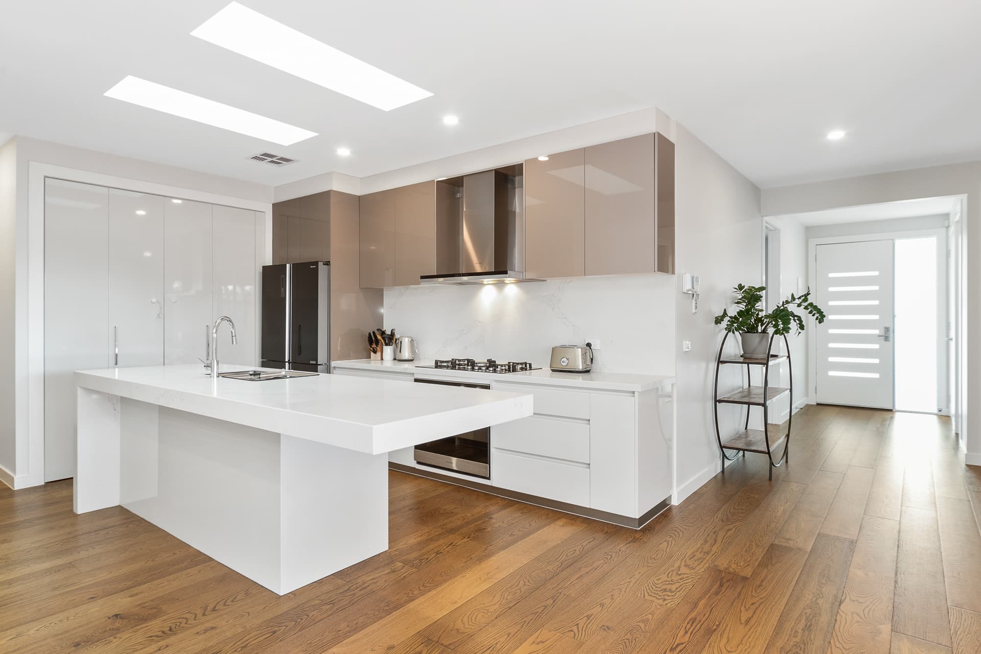 20 Belvedere Road, Seaford, Seaford - Thumbnail 2