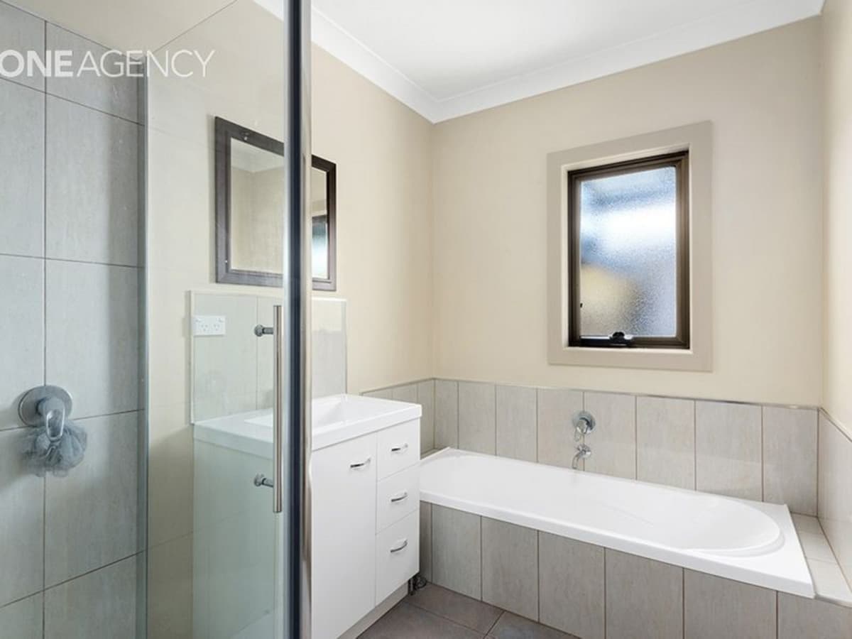 52 McPhee Street, Havenview, Havenview - Thumbnail 4