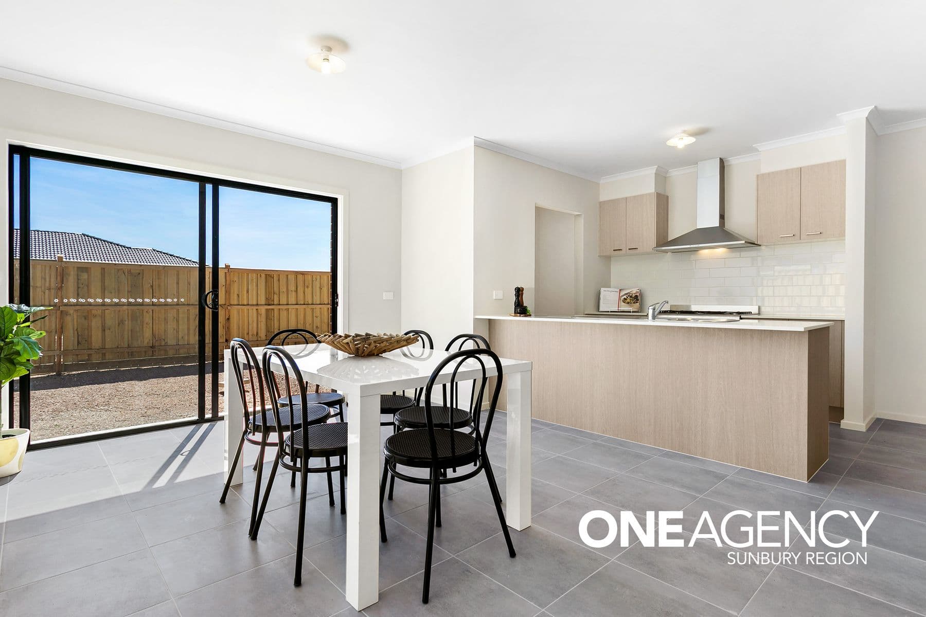 12 Light Horse Circuit, Sunbury, Sunbury - Thumbnail 5