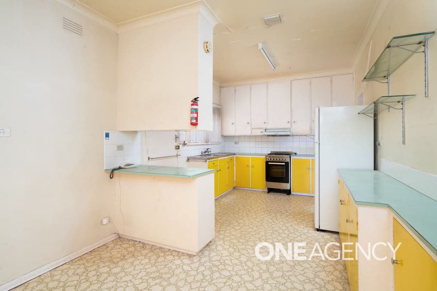 22 Mathoura Avenue, Mount Austin, Mount Austin - Thumbnail 3