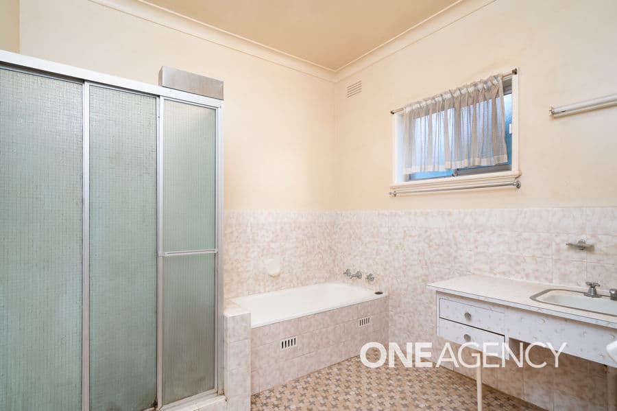 22 Mathoura Avenue, Mount Austin, Mount Austin - Thumbnail 5