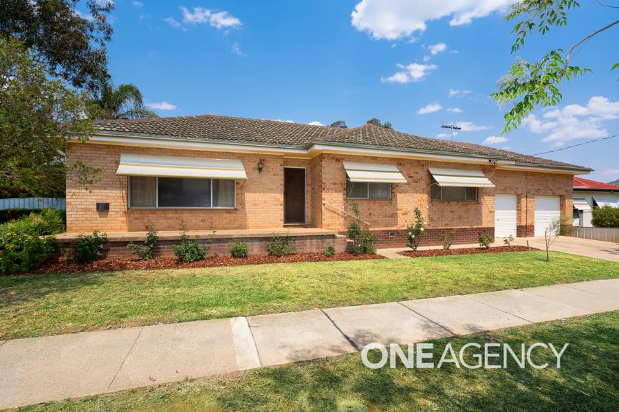 22 Mathoura Avenue, Mount Austin, Mount Austin - Image 1