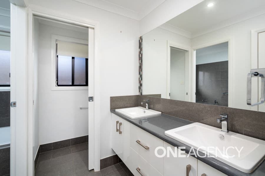 18 Darcy Drive, Boorooma, Boorooma - Thumbnail 7