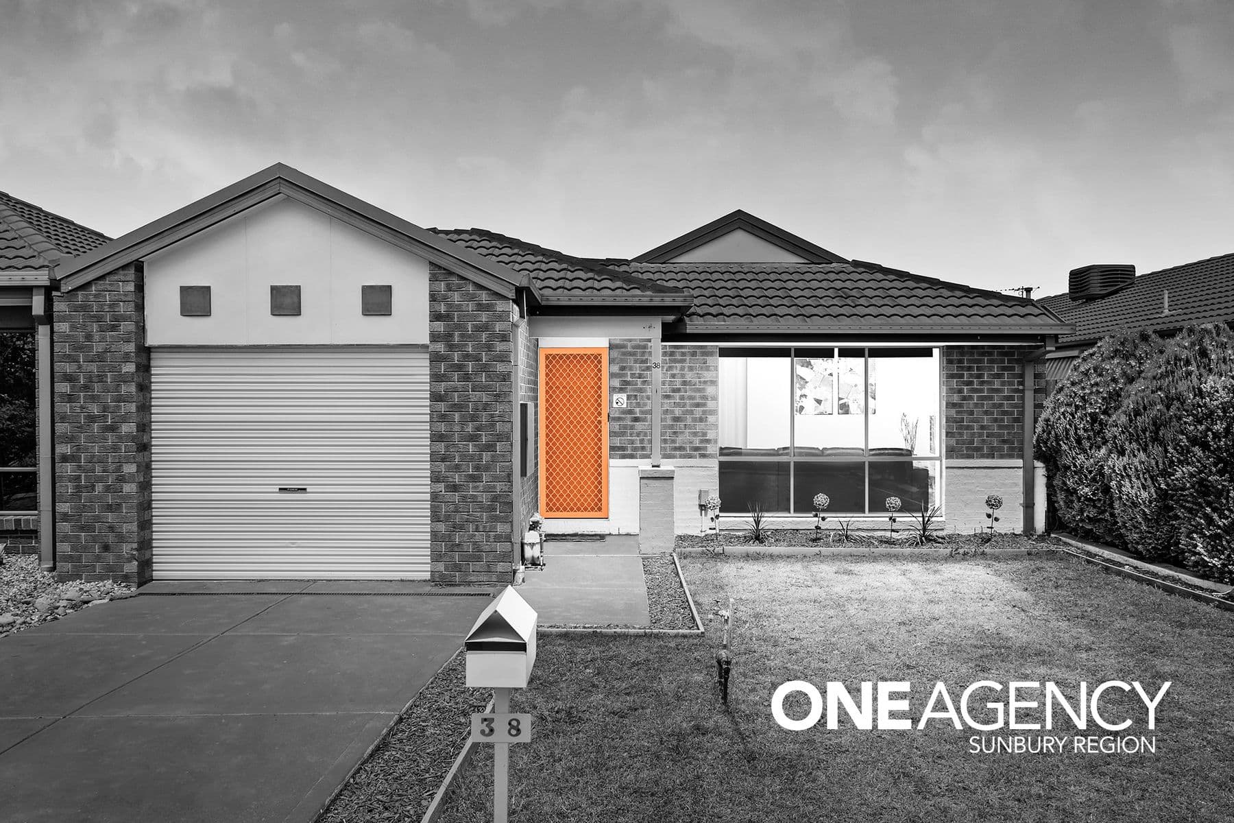 38 Cover Drive, Sunbury, Sunbury - Image 1